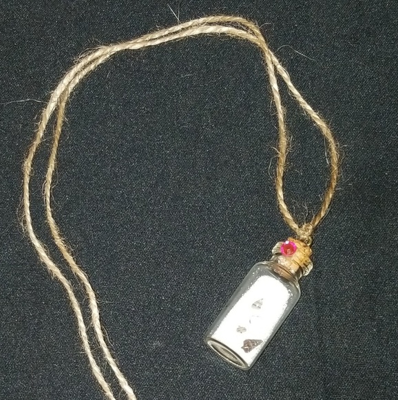 Sea shells in a bottle necklace - Picture 2 of 5